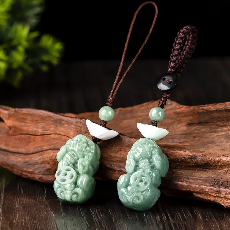 Burmese Emerald Pixiu Yuanbao  - Men Accessories Chain ulasan dan harga